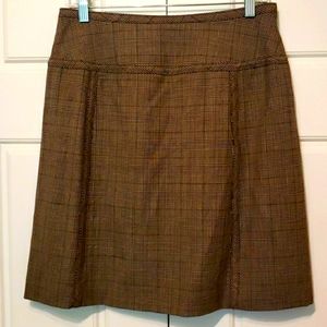 Anne Klein Worsted Wool plaid houndstooth skirt. Size 8.